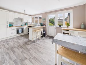 Dining Kitchen- click for photo gallery